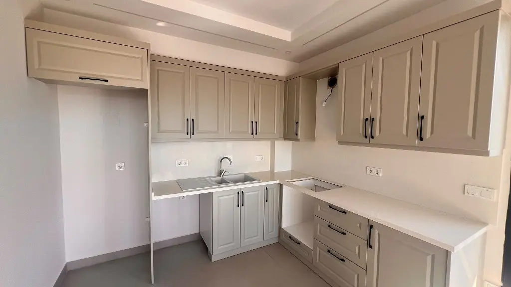 Fitted kitchen